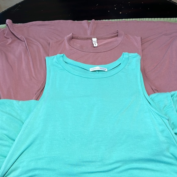 2 small sundresses with pockets - Picture 6 of 6